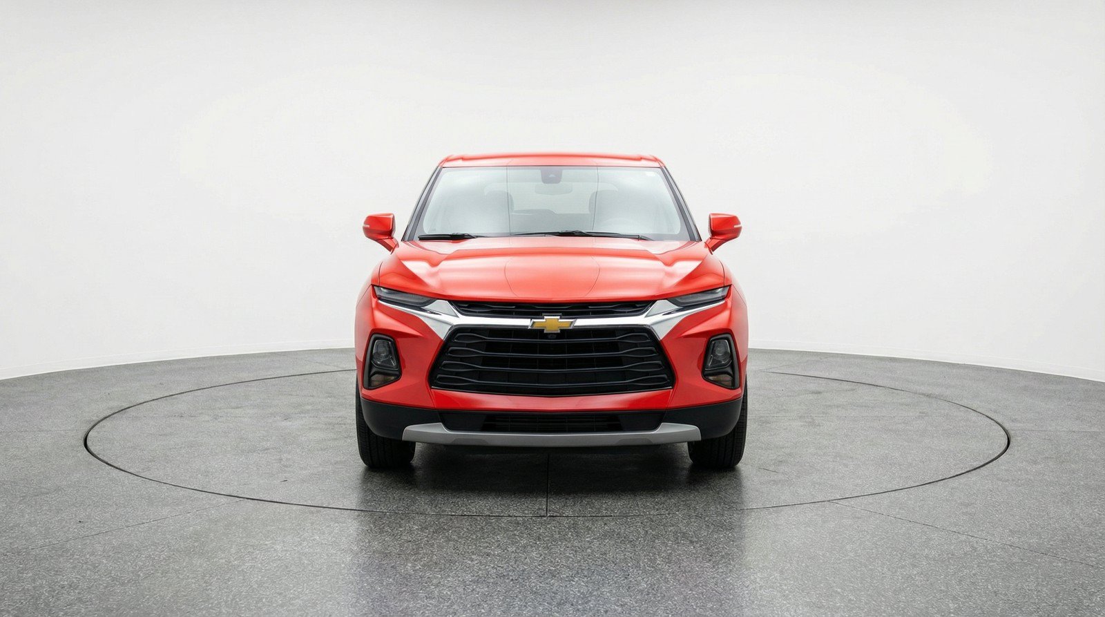 Used 2025 Chevrolet Blazer LT FWD image 2