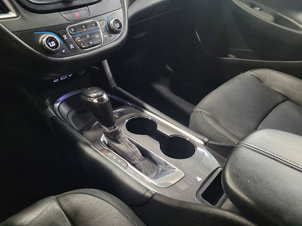 Used 2019 Chevrolet Malibu LT w/ Leather Package FWD image 26