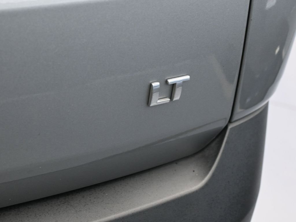 Used 2023 Chevrolet Traverse LT image 31