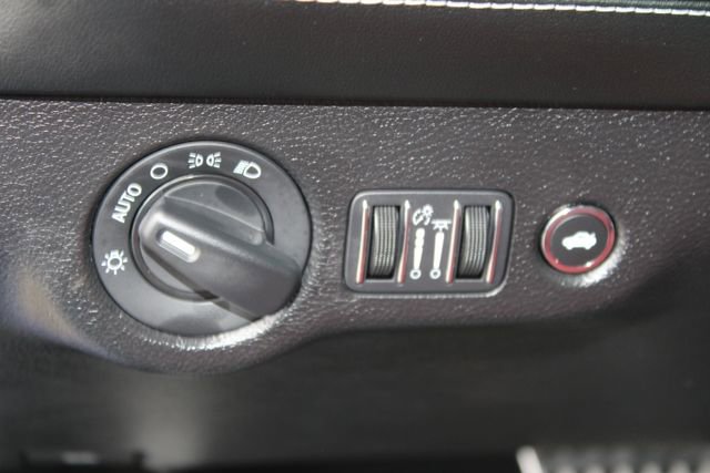 Used 2022 Dodge Challenger SRT Hellcat Redeye image 13