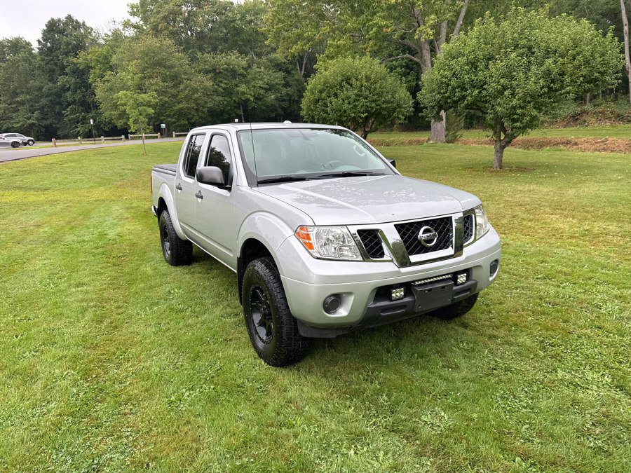 Used 2012 Nissan Frontier SV w/ SV Premium Utility Pkg AWD/4WD image 5