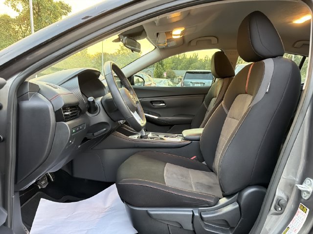 Used 2021 Nissan Sentra SR FWD image 11