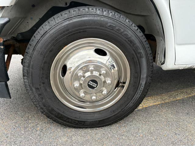 Used 2018 GMC Savana 3500 w/ Power Convenience Package RWD image 10