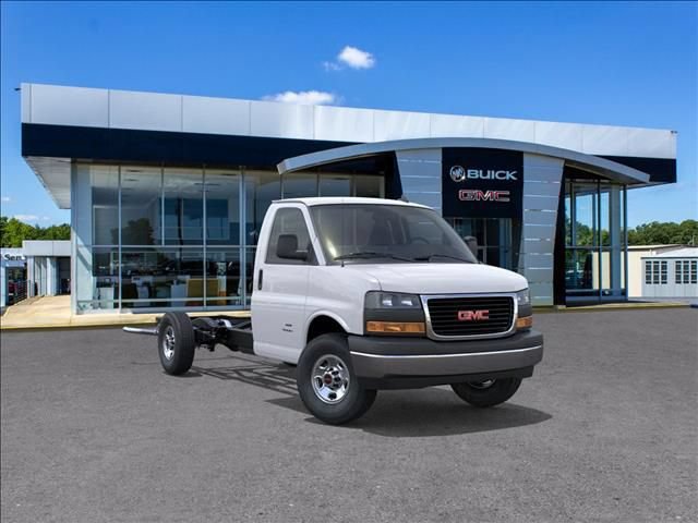 New 2025 GMC Savana 3500 w/ Power Convenience Package RWD image 1