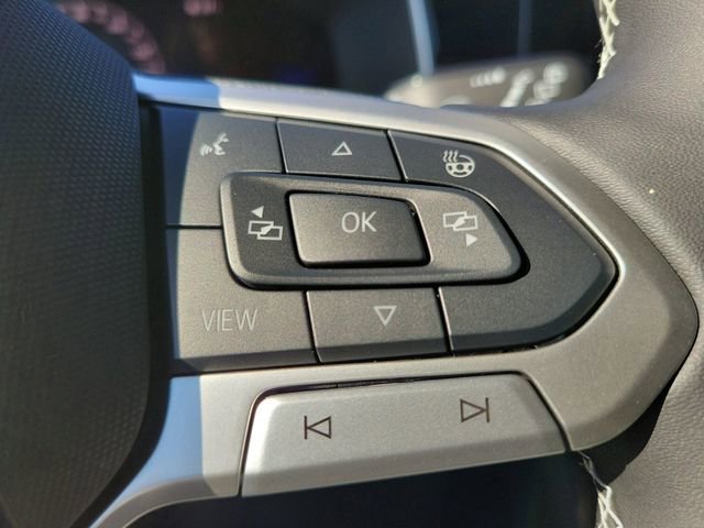 New 2026 Volkswagen Taos SE FWD image 25