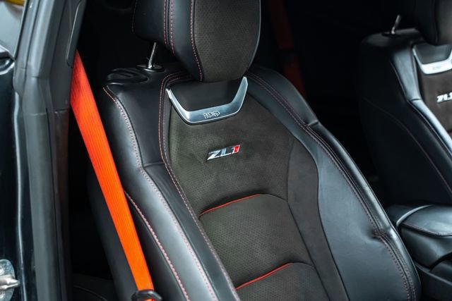 Used 2017 Chevrolet Camaro ZL1 image 25