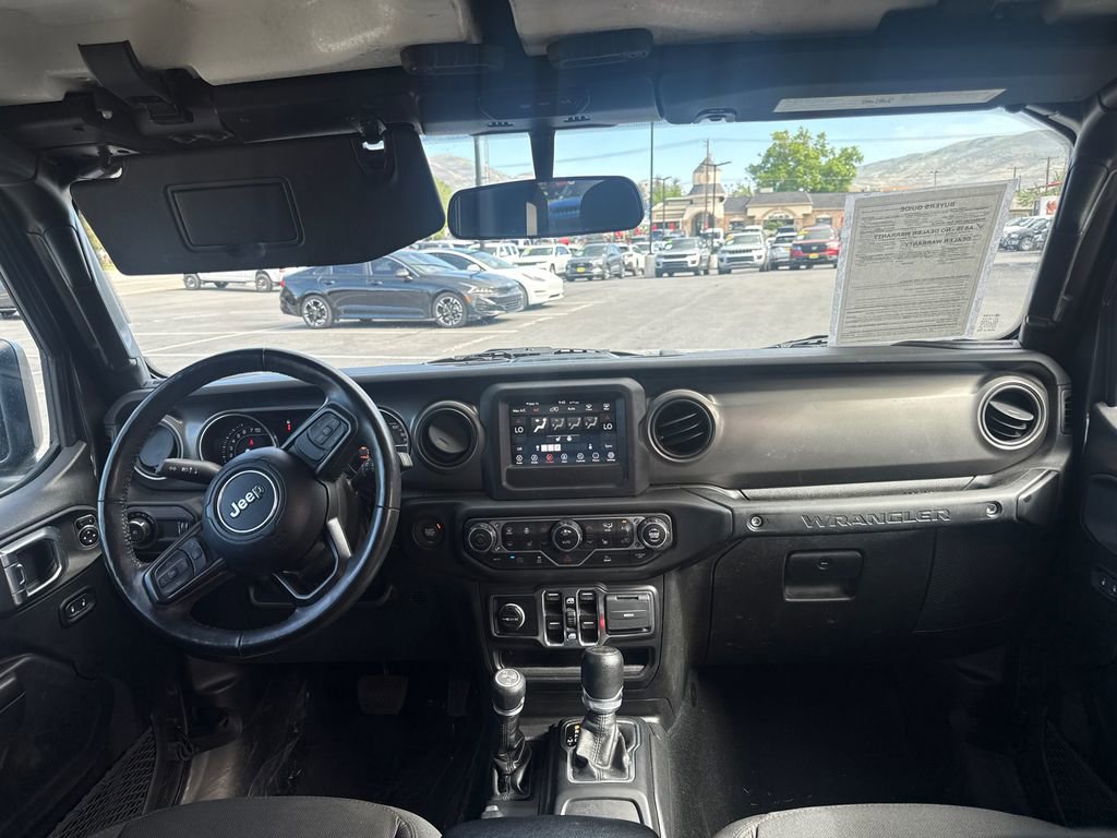Used 2023 Jeep Wrangler Unlimited w/ Cold Weather Group AWD/4WD image 14