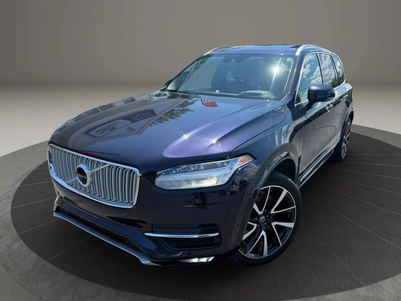 Used 2019 Volvo XC90 T6 Inscription w/ Luxury Package AWD/4WD image 2