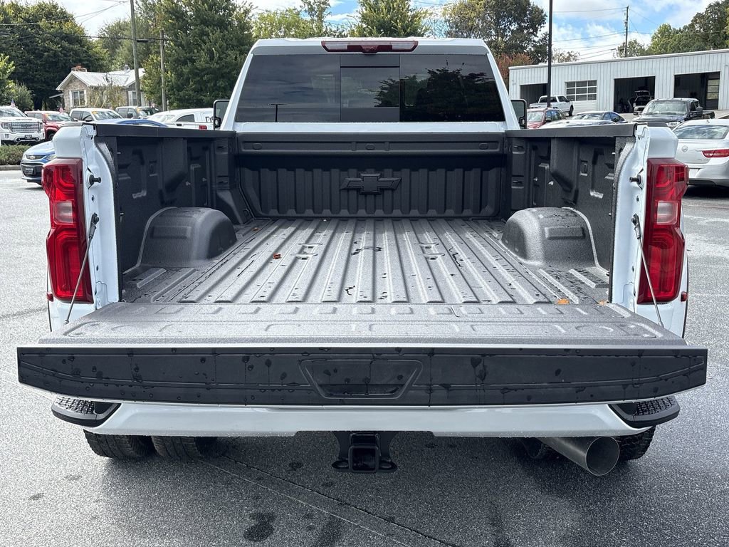 New 2026 Chevrolet Silverado 3500 High Country w/ High Country Premium Package image 28