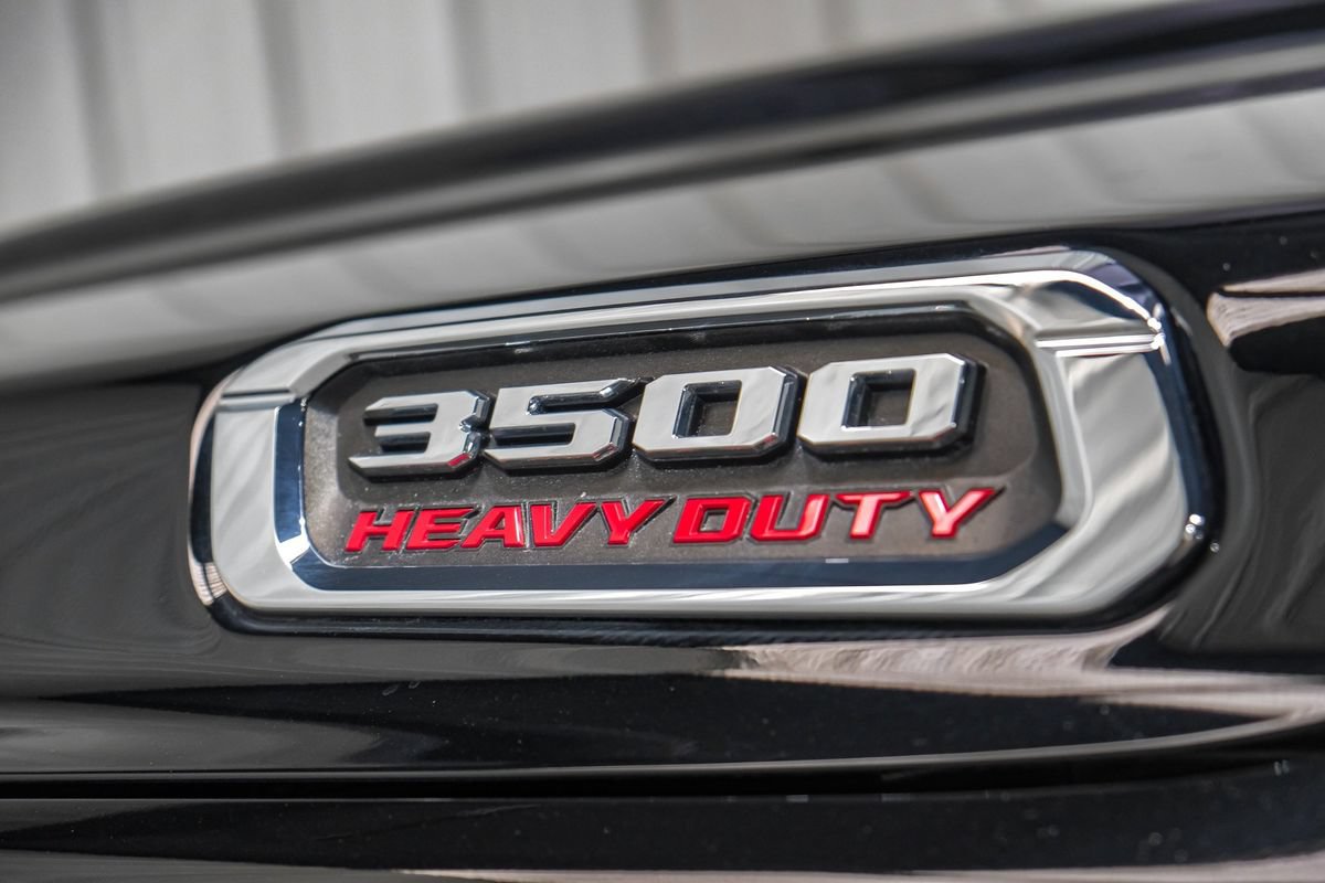 Used 2024 RAM 3500 Tradesman w/ Chrome Appearance Group AWD/4WD image 50