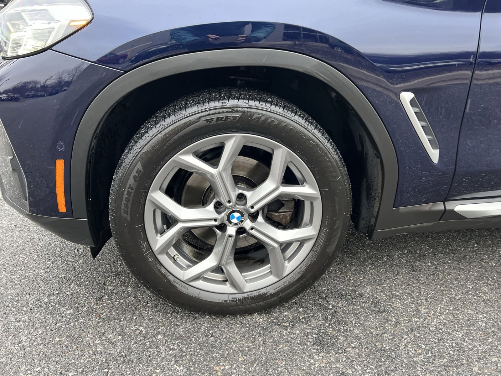 Used 2023 BMW X4 xDrive30i w/ Premium Package image 12