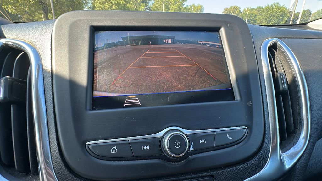 Used 2021 Chevrolet Equinox LT image 24