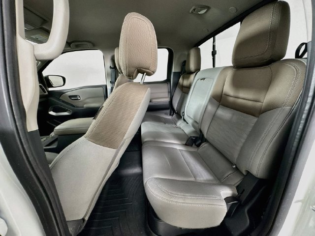 Used 2022 Nissan Frontier SV AWD/4WD image 21