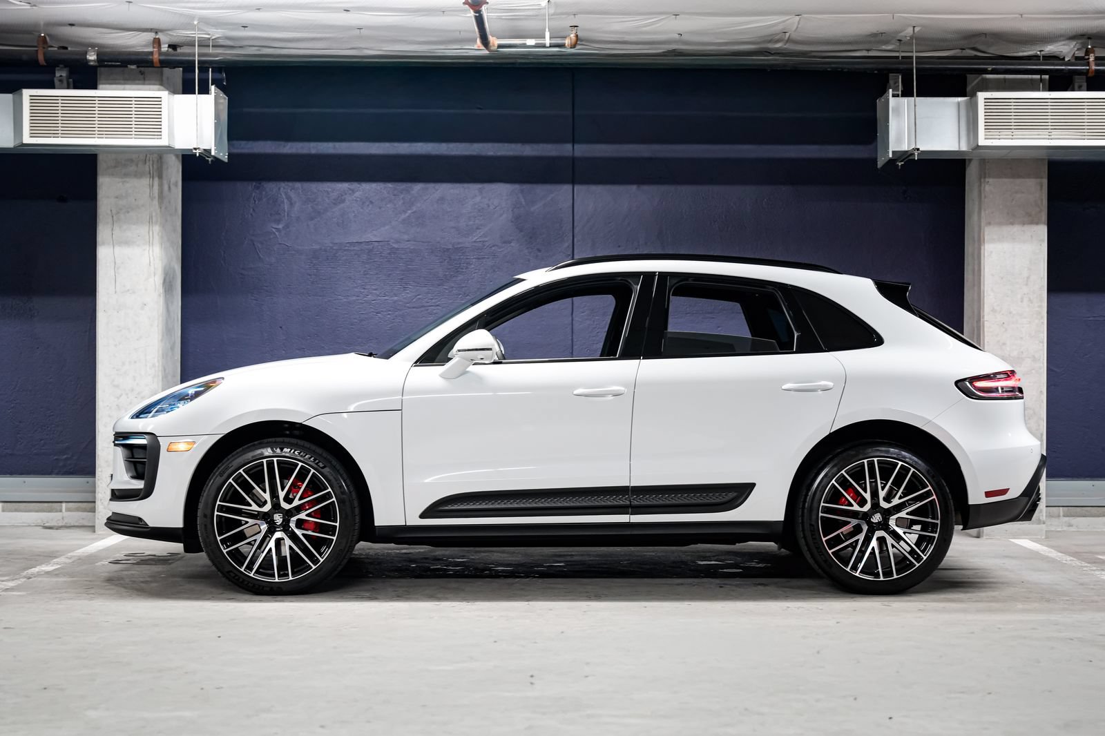 Used 2024 Porsche Macan S AWD/4WD image 7