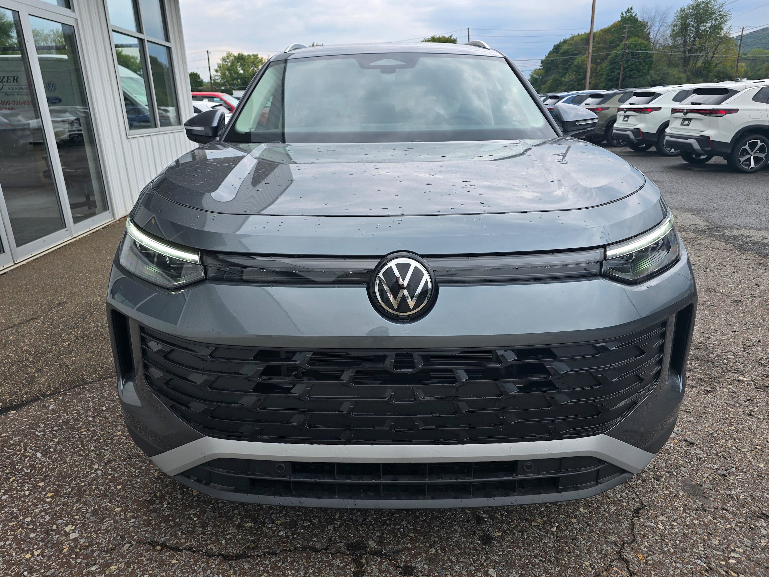 New 2026 Volkswagen Tiguan S AWD/4WD image 2