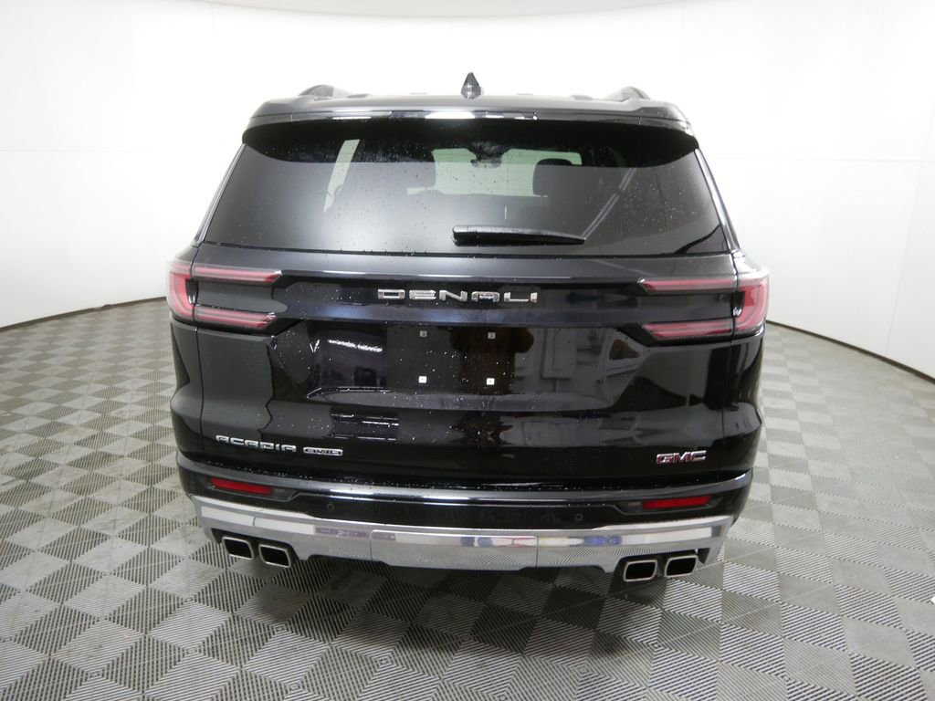 Used 2024 GMC Acadia Denali image 4