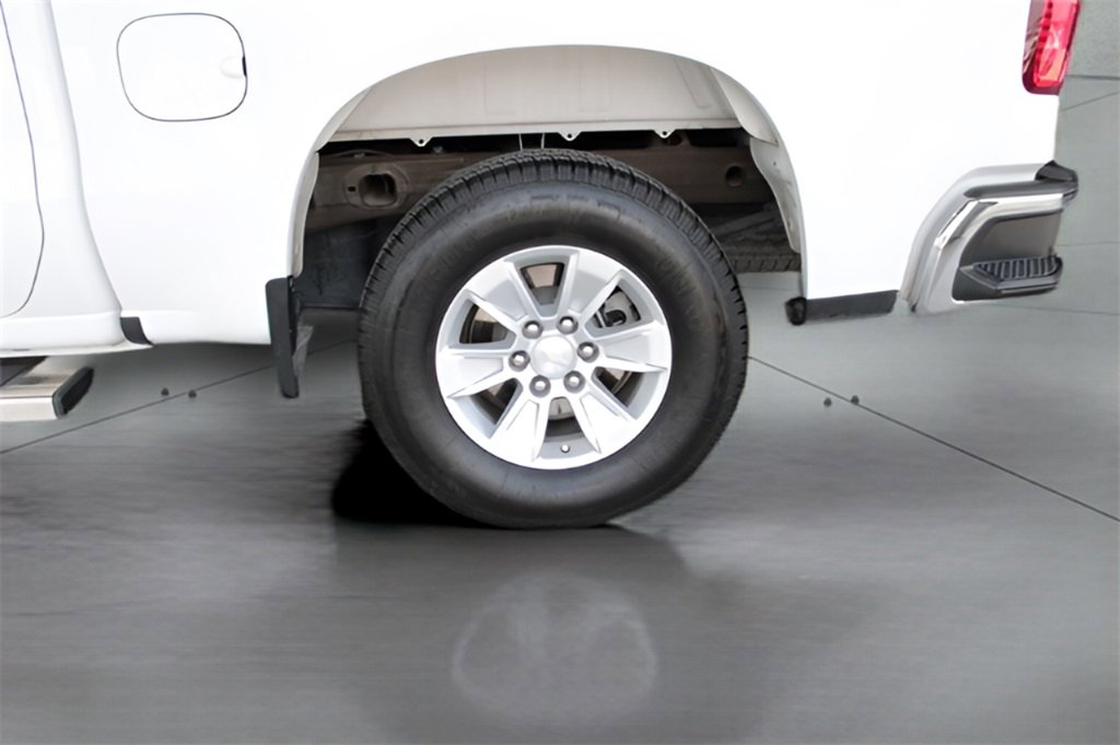 Used 2021 Chevrolet Silverado 1500 LT image 9