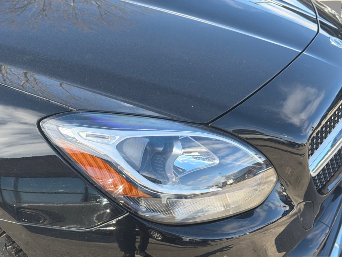 Used 2020 Mercedes-Benz SLC 300 w/ Premium Package image 39