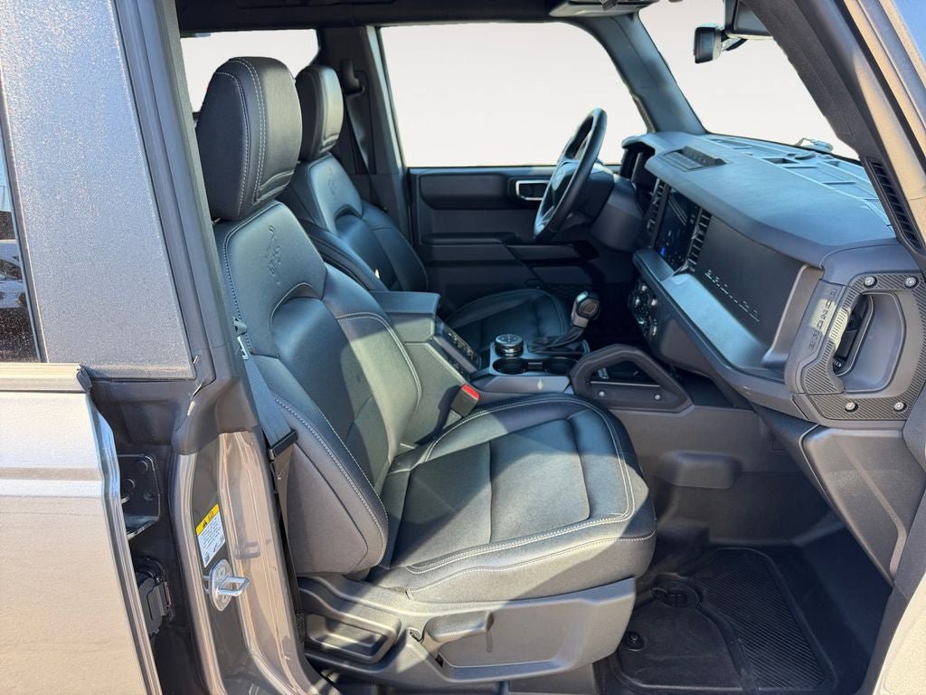 Used 2025 Ford Bronco Badlands AWD/4WD image 24