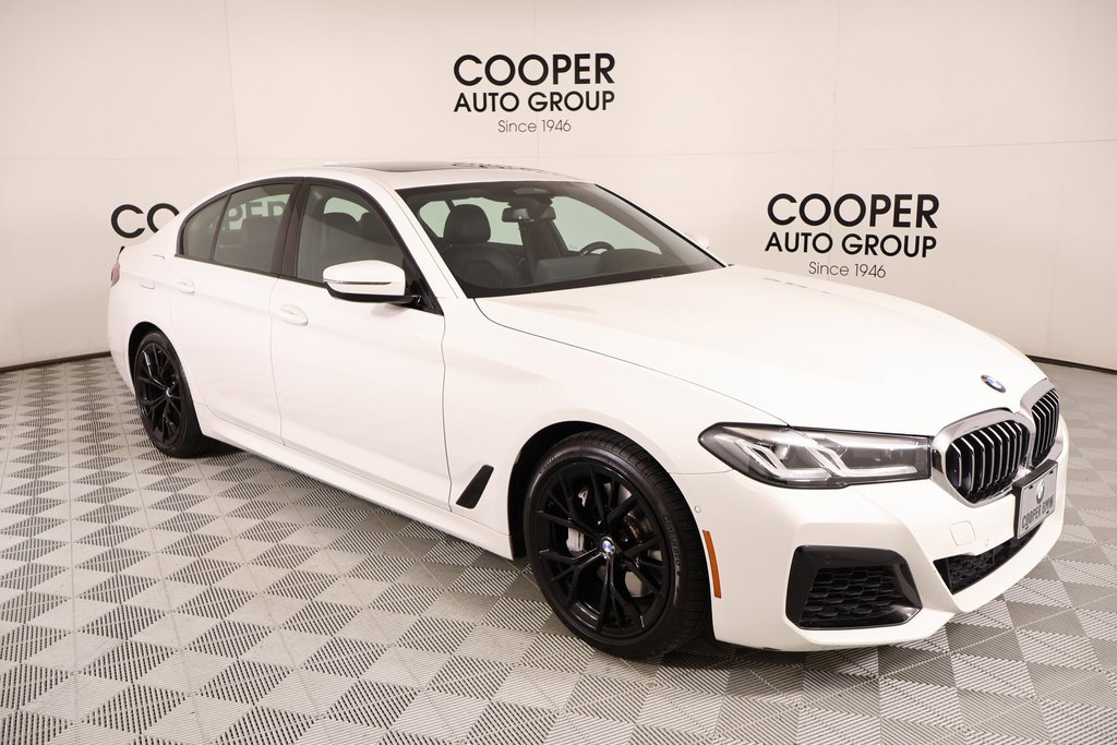 Used 2023 BMW 540i xDrive image 1