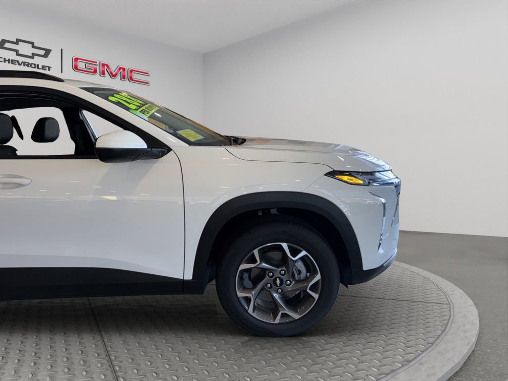 New 2025 Chevrolet Trax LT w/ Driver Confidence Package image 23