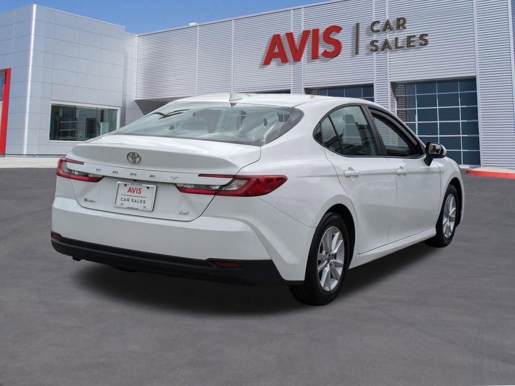 Used 2025 Toyota Camry LE image 6