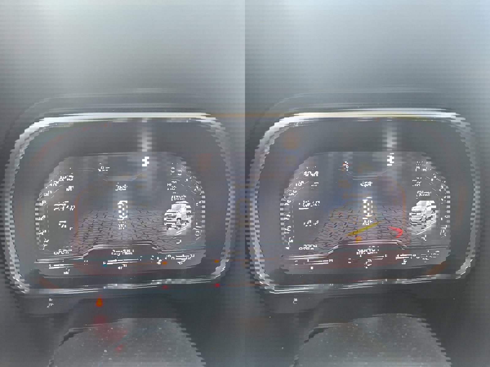 Used 2023 GMC Yukon SLT image 16