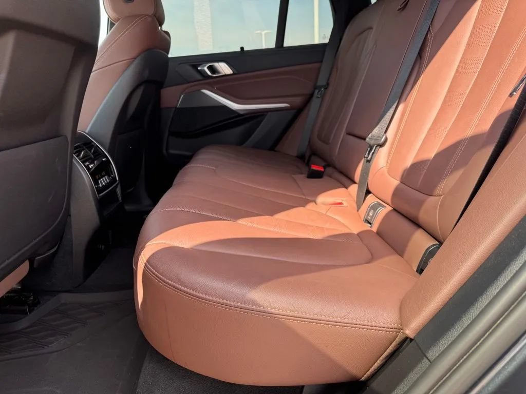 Used 2022 BMW X5 xDrive40i AWD/4WD image 18