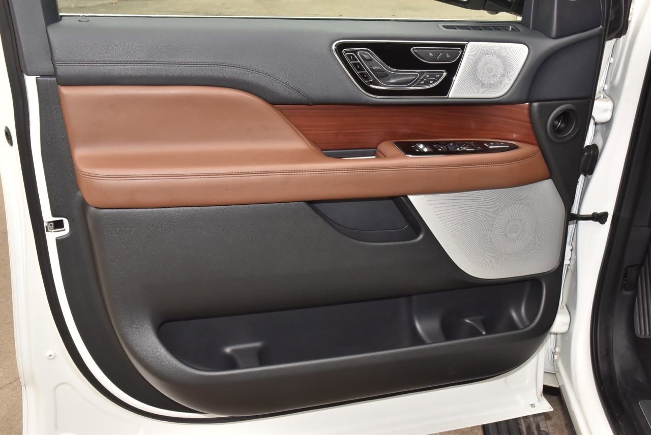 Used 2023 Lincoln Navigator L Reserve image 37