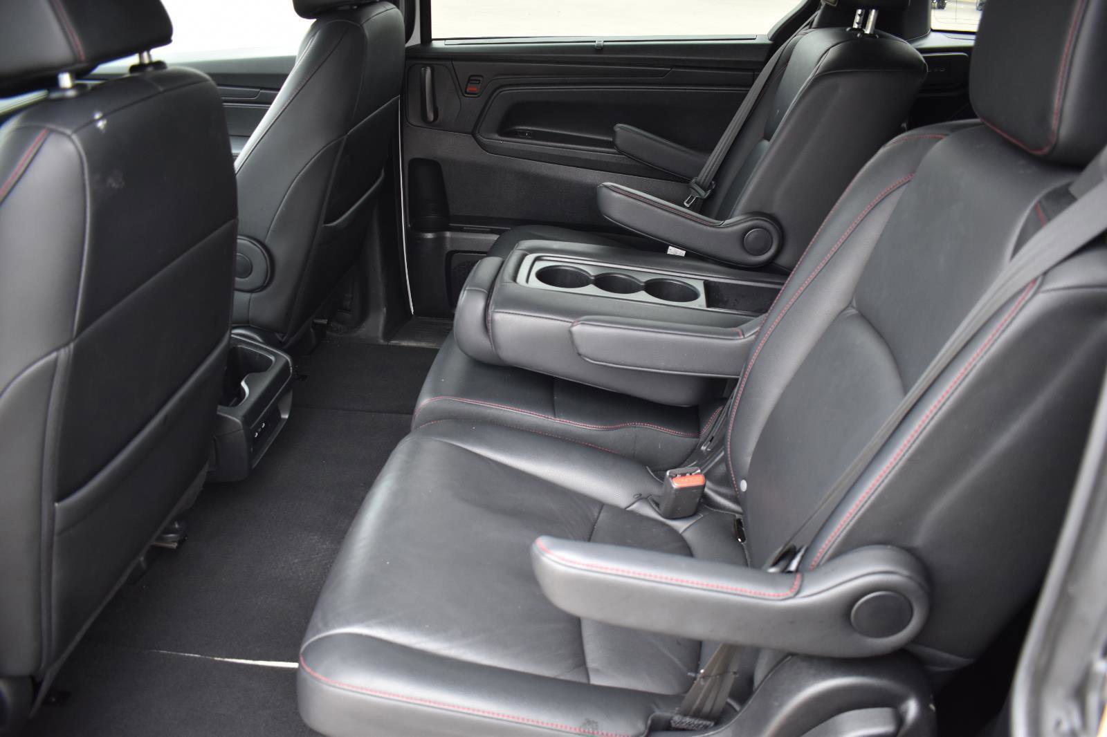 Used 2025 Honda Odyssey Sport-L image 16