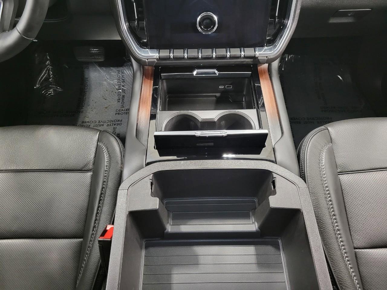 Certified 2025 GMC Yukon XL Denali image 17