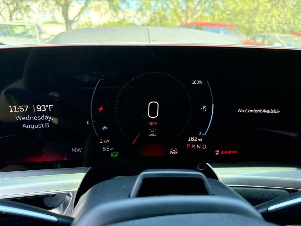 New 2026 Cadillac Lyriq V image 25