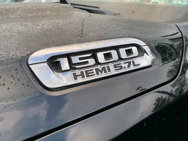 Used 2019 RAM 1500 Laramie AWD/4WD image 2