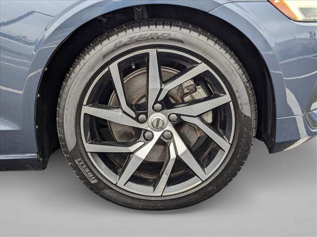 Used 2020 Volvo S60 T5 Momentum image 23