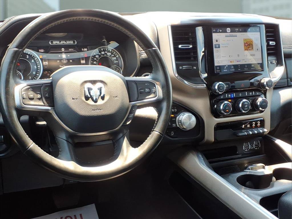 Used 2022 RAM 1500 Laramie AWD/4WD image 5