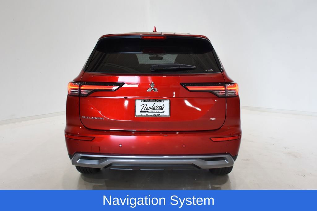 New 2025 Mitsubishi Outlander SE image 5