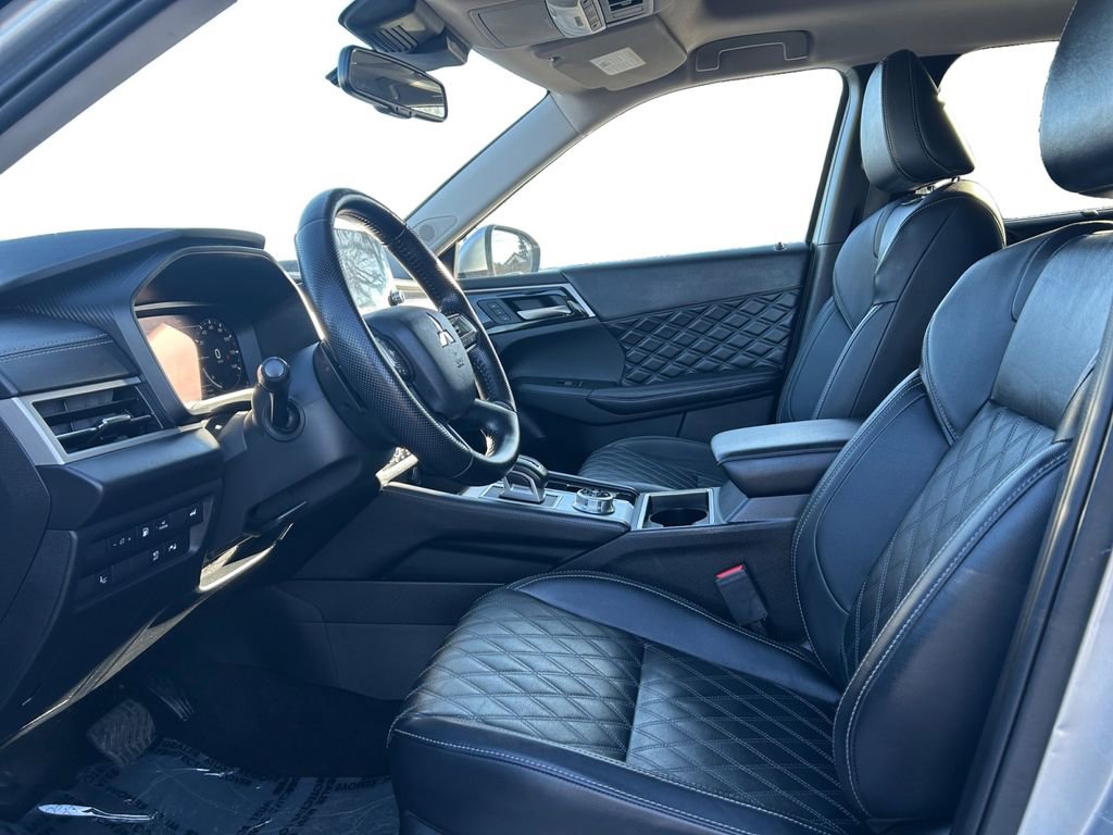 Used 2024 Mitsubishi Outlander SEL image 10