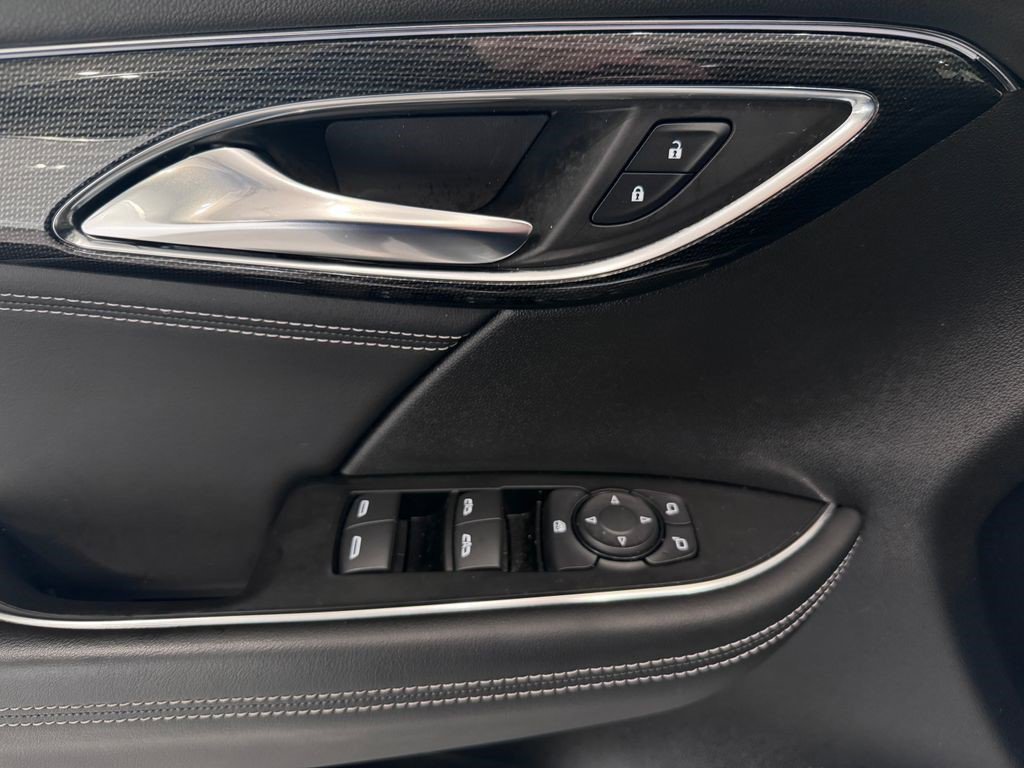 Certified 2023 Buick Envision Preferred image 24