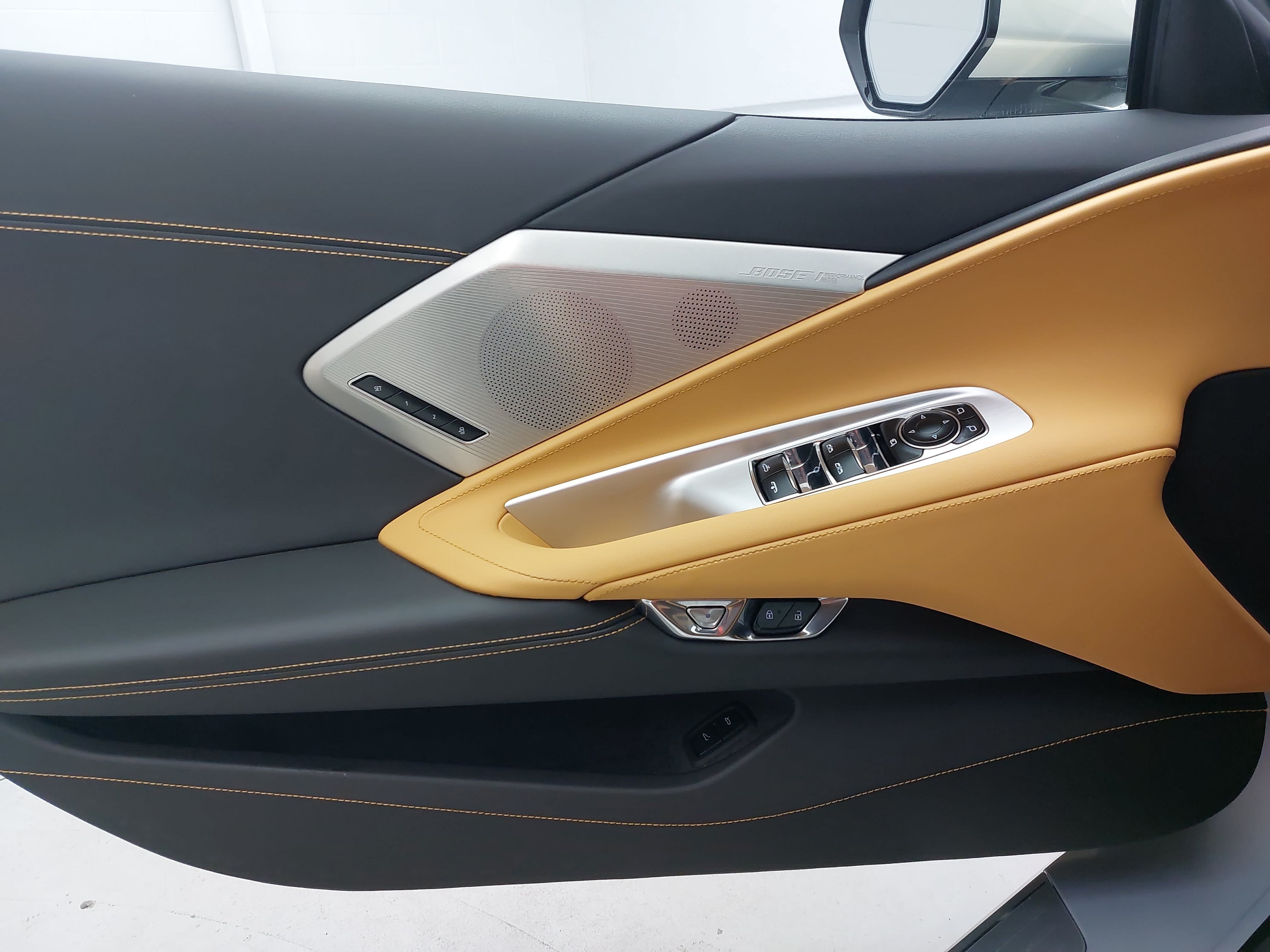 Used 2023 Chevrolet Corvette Stingray Preferred Conv w/ Z51 Performance Package RWD image 24