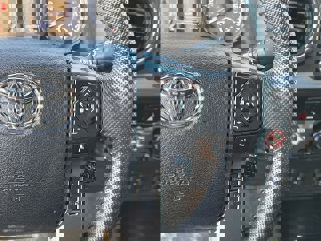 Used 2023 Toyota Tacoma TRD Off-Road image 25