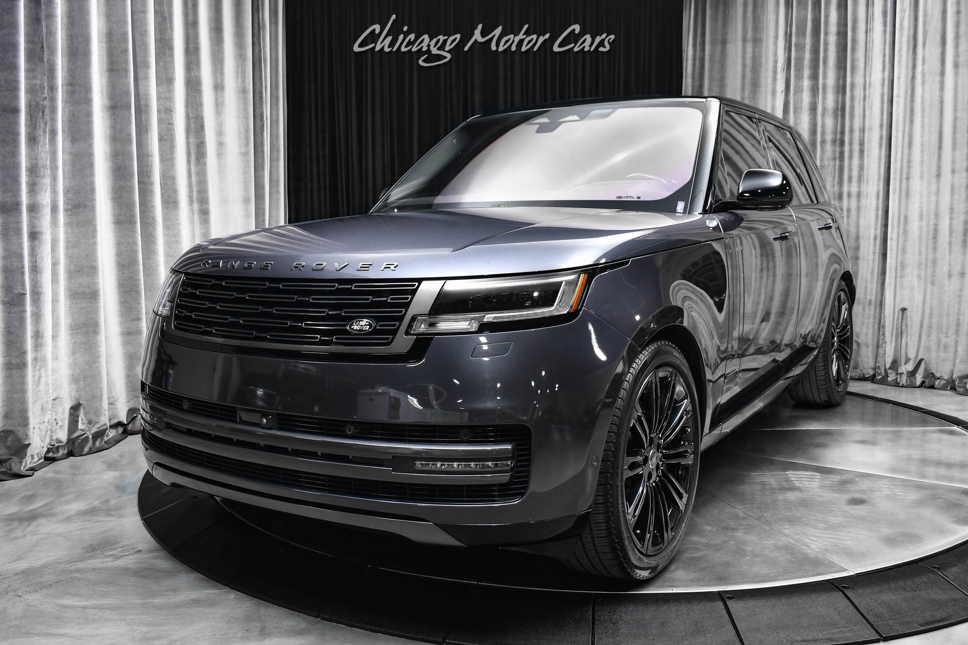 Used 2023 Land Rover Range Rover Autobiography AWD/4WD image 2