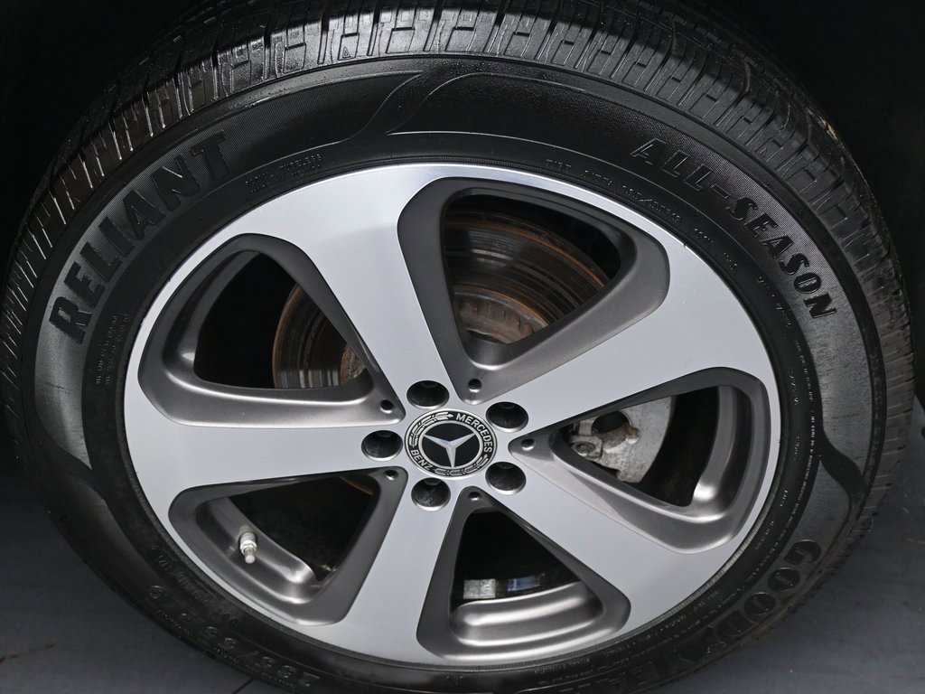 Used 2021 Mercedes-Benz GLC 300 4MATIC Coupe image 43