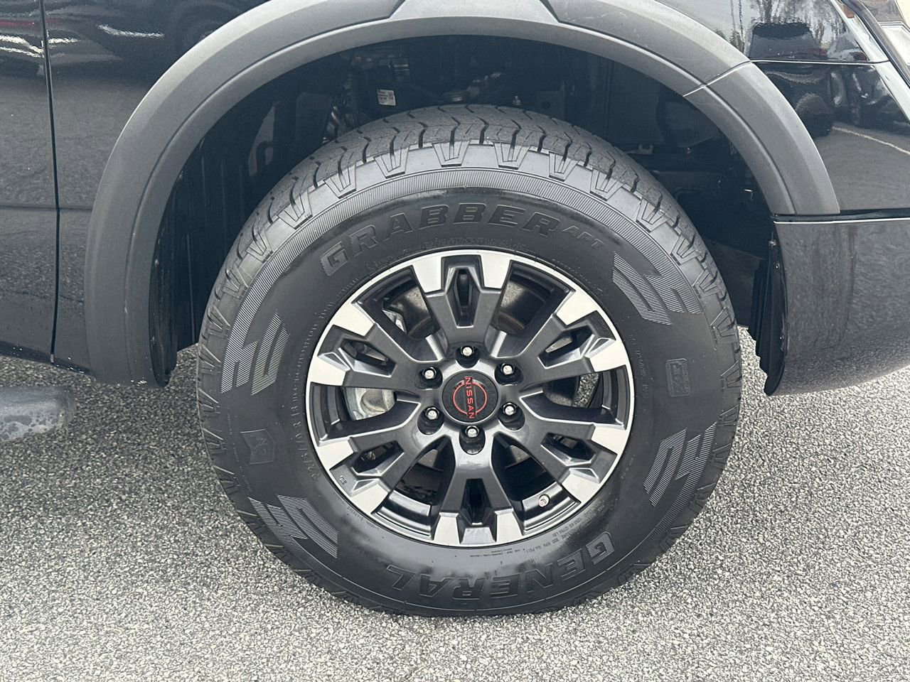 Used 2023 Nissan Titan PRO-4X w/ Pro-4x Utility Package AWD/4WD image 12