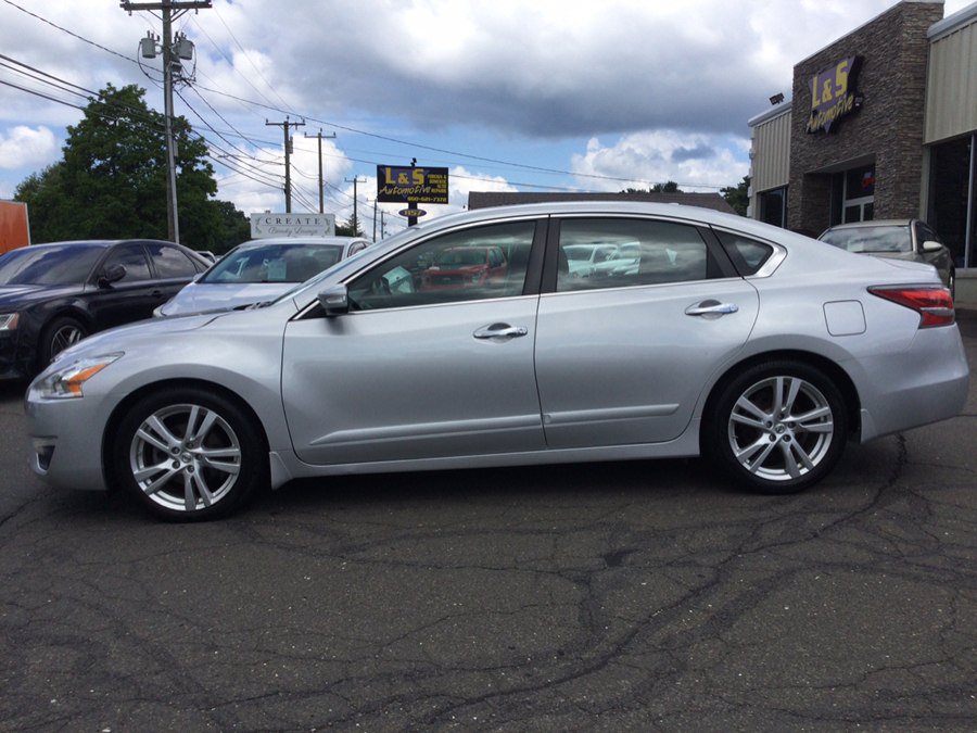 Used 2015 Nissan Altima 3.5 SL FWD image 11
