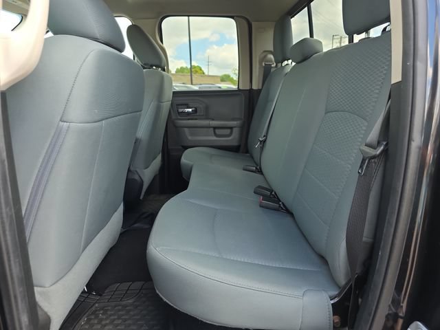 Used 2017 RAM 1500 Classic SLT AWD/4WD image 11