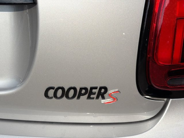 Used 2024 MINI Cooper S FWD image 11
