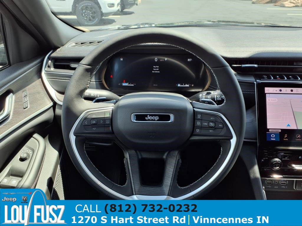 New 2025 Jeep Grand Cherokee L Limited w/ Luxury Tech Group II image 11