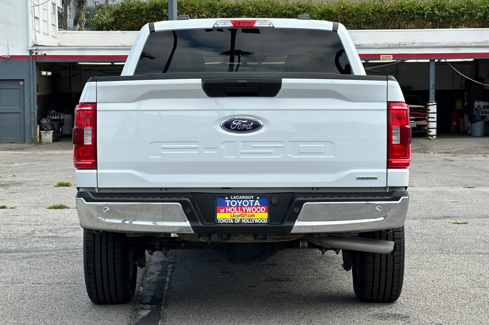 Used 2023 Ford F150 XLT AWD/4WD image 4