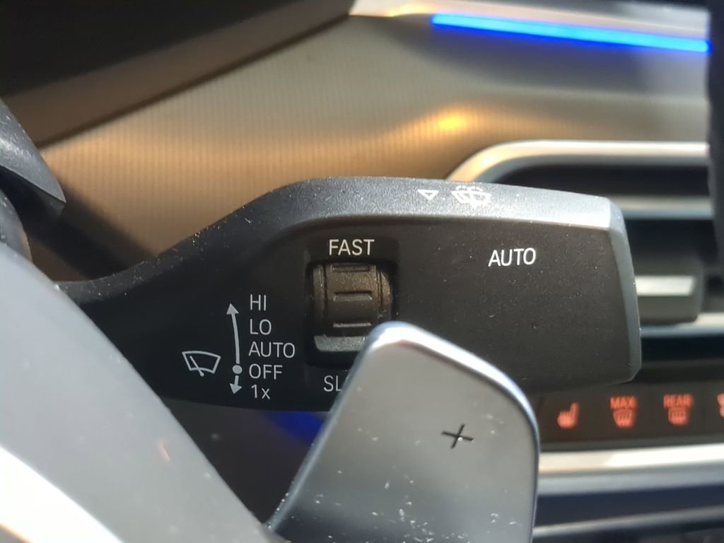 Used 2023 BMW X6 xDrive40i w/ M Sport Package image 41