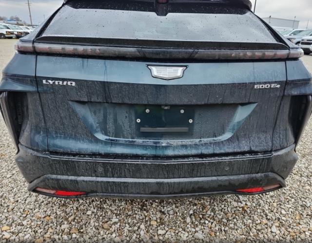 Used 2024 Cadillac Lyriq Sport image 9